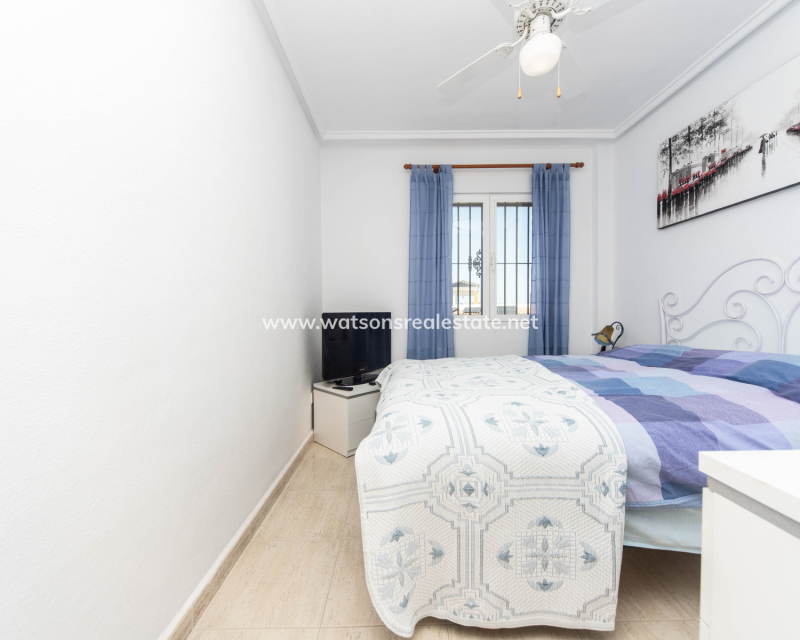 Resale - Reihenhaus - Urb. La Marina