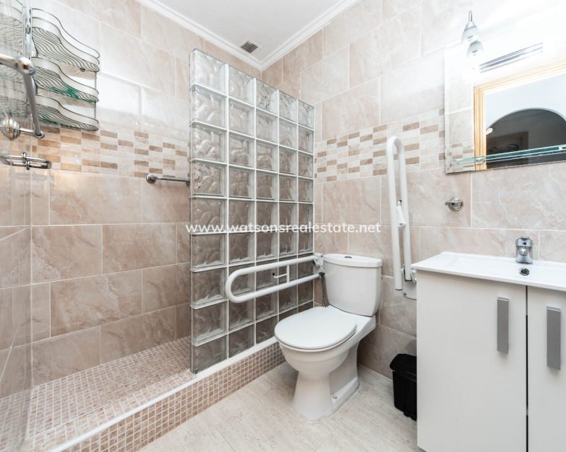 Resale - Reihenhaus - Urb. La Marina