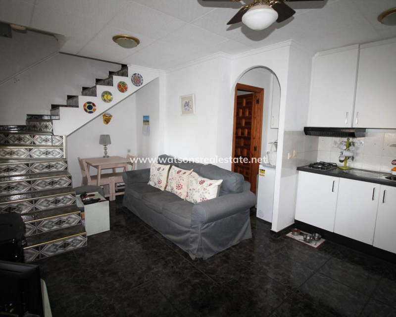 Resale - Reihenhaus - Urb. La Marina