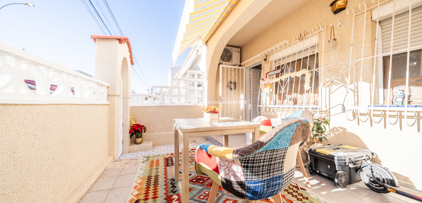 Resale - Reihenhaus - Urb. La Marina