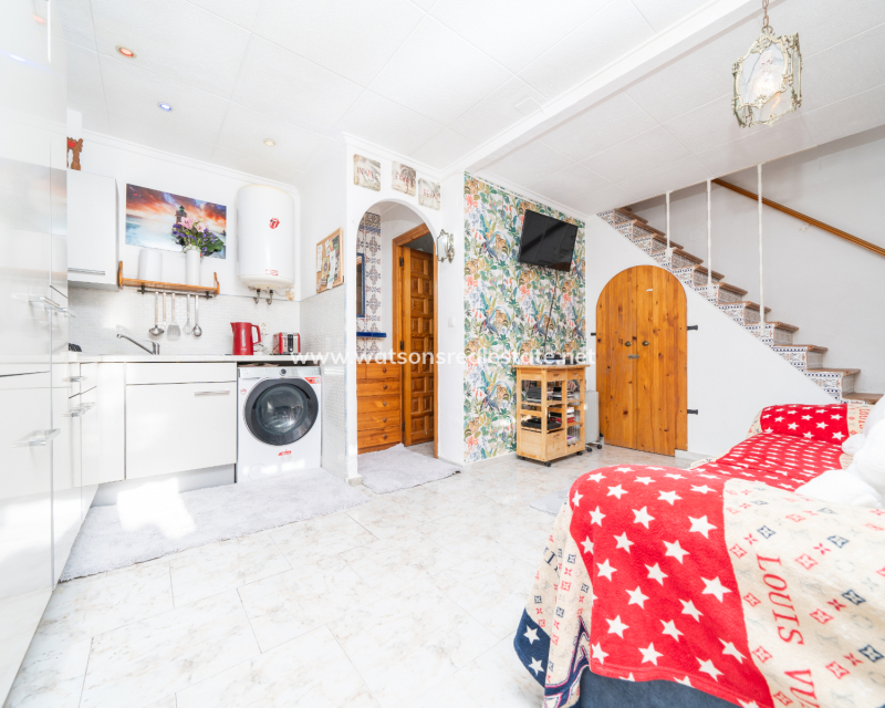 Resale - Reihenhaus - Urb. La Marina