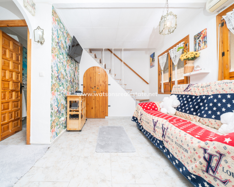 Resale - Reihenhaus - Urb. La Marina