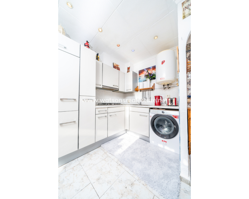 Resale - Reihenhaus - Urb. La Marina