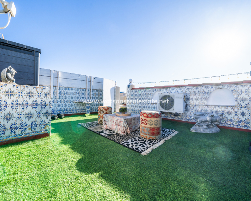 Resale - Reihenhaus - Urb. La Marina