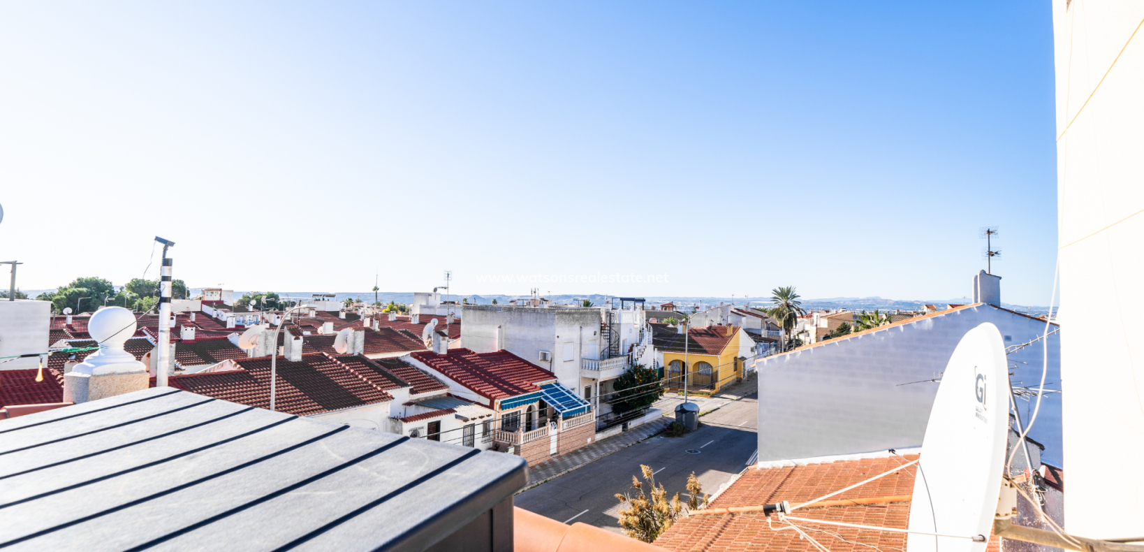 Resale - Reihenhaus - Urb. La Marina