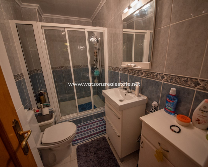 Resale - Reihenhaus - Urb. La Marina