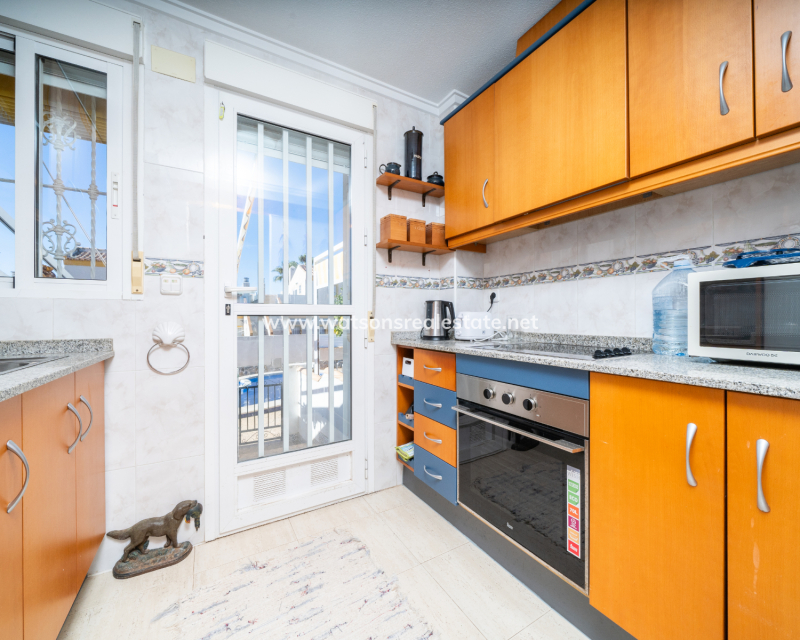 Resale - Reihenhaus - Urb. La Marina