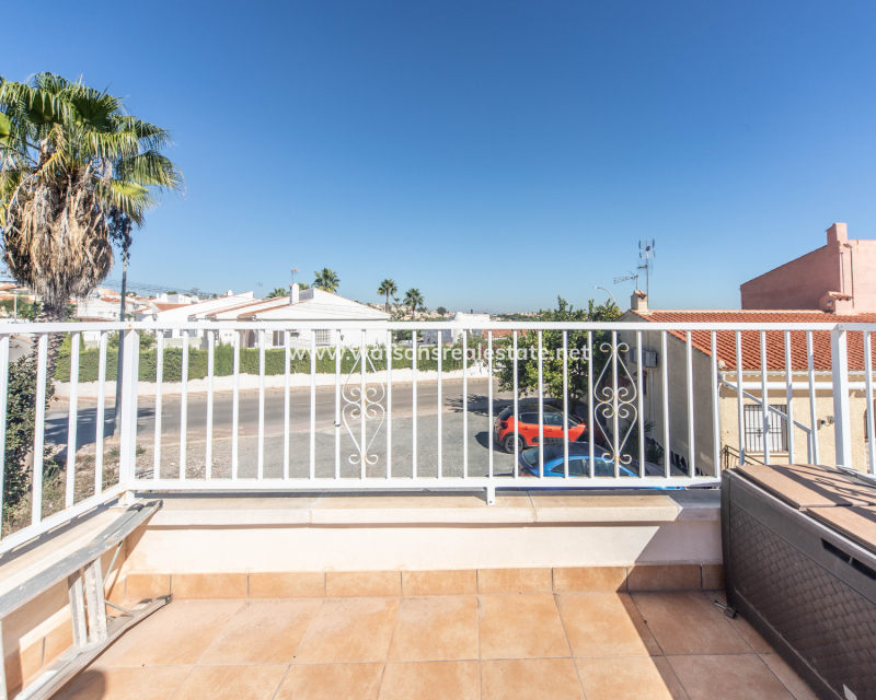 Resale - Reihenhaus - Urb. La Marina