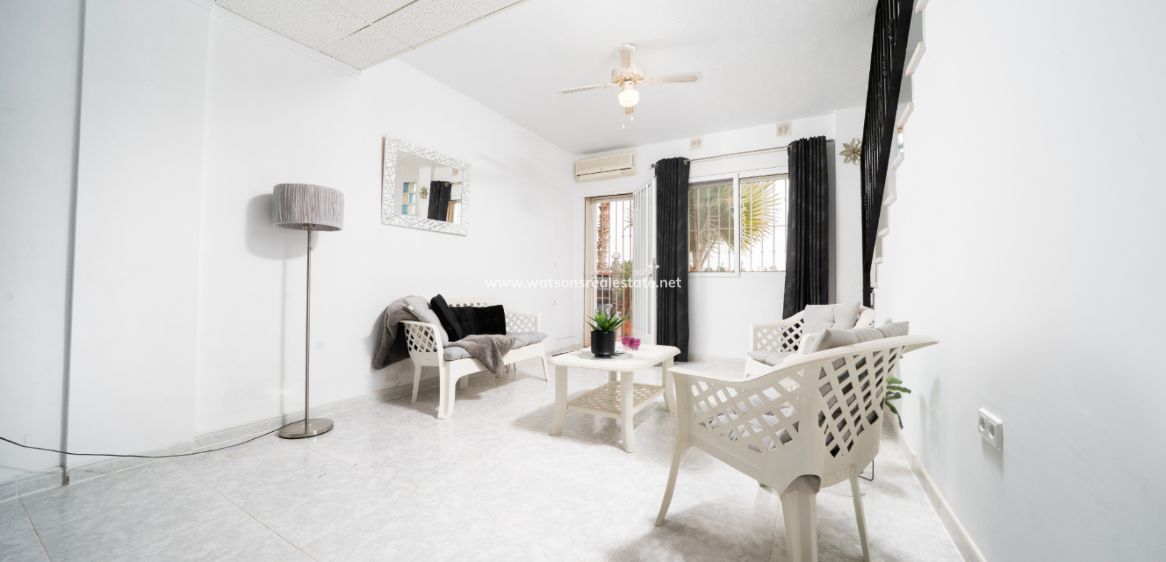 Resale - Reihenhaus - Urb. La Marina