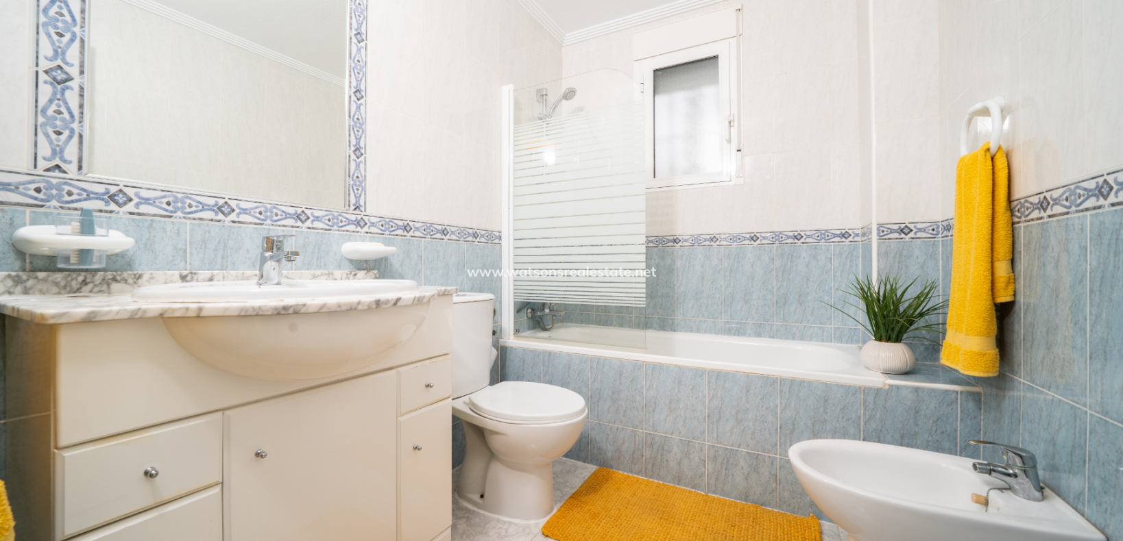 Resale - Reihenhaus - Urb. La Marina