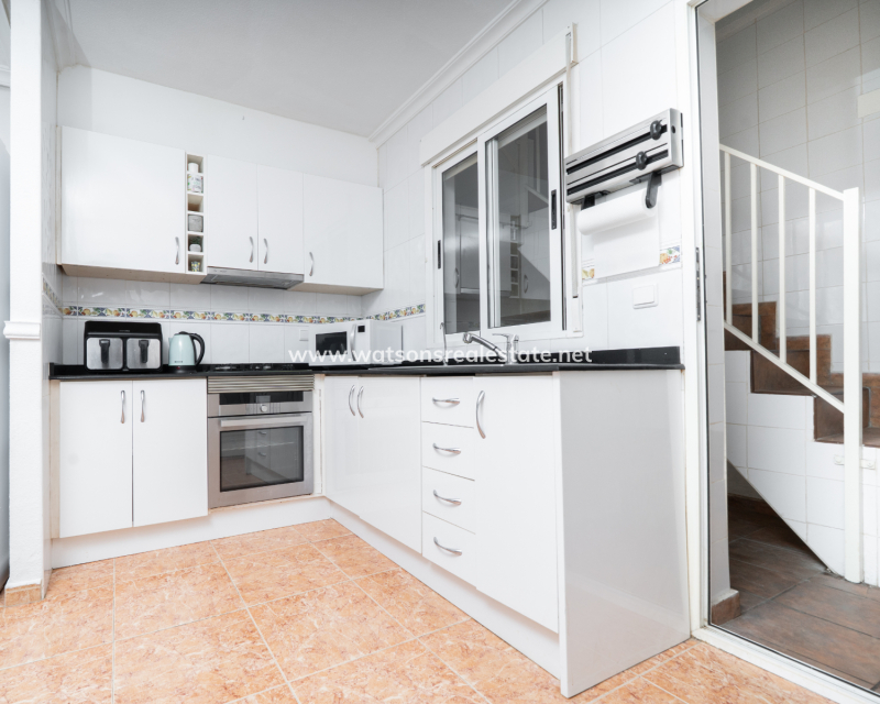 Resale - Reihenhaus - Urb. La Marina