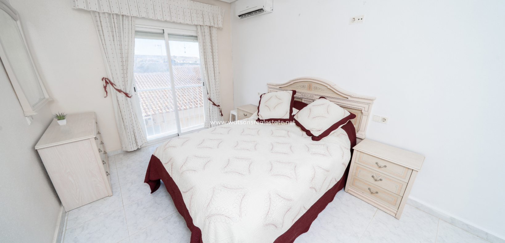 Resale - Reihenhaus - Urb. La Marina