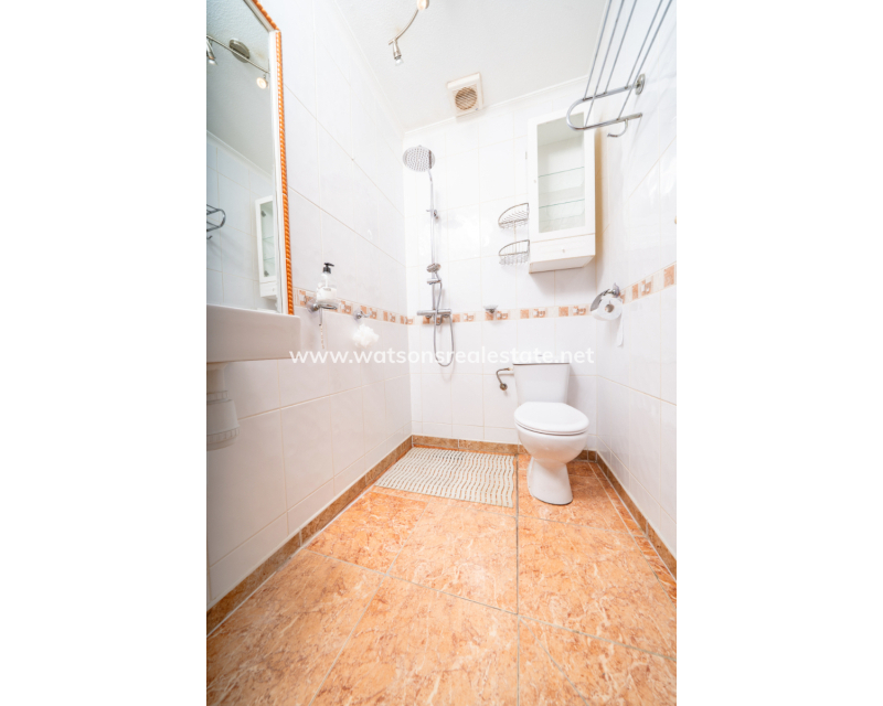 Resale - Reihenhaus - Urb. La Marina