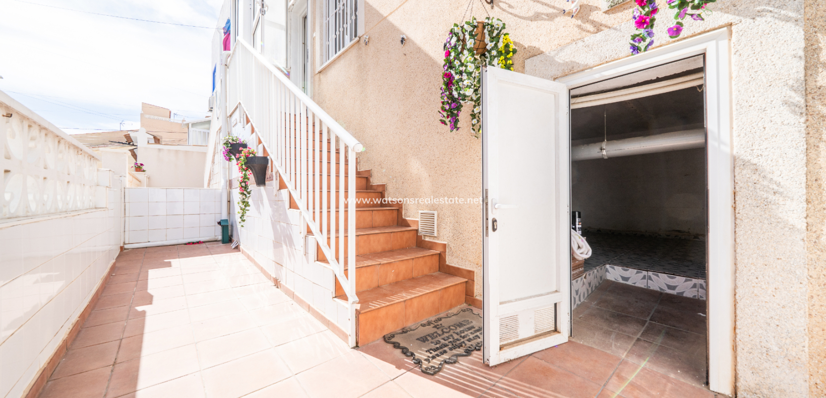 Resale - Reihenhaus - Urb. La Marina