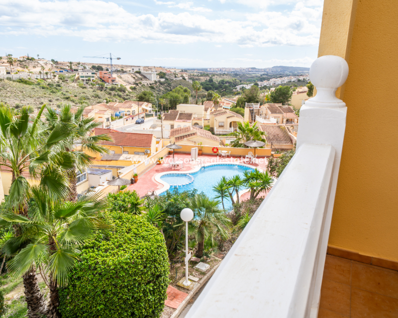 Resale - Reihenhaus - Urb. La Marina