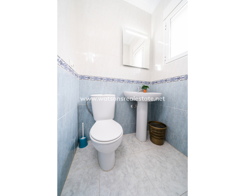 Resale - Reihenhaus - Urb. La Marina