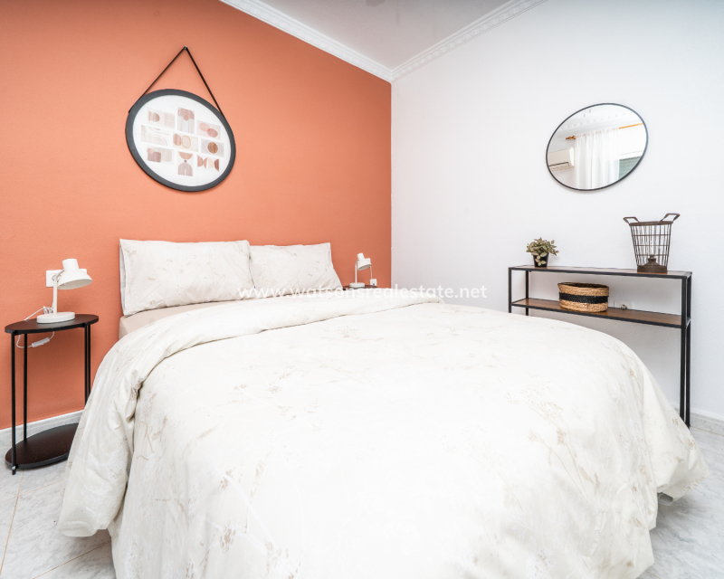 Resale - Reihenhaus - Urb. La Marina