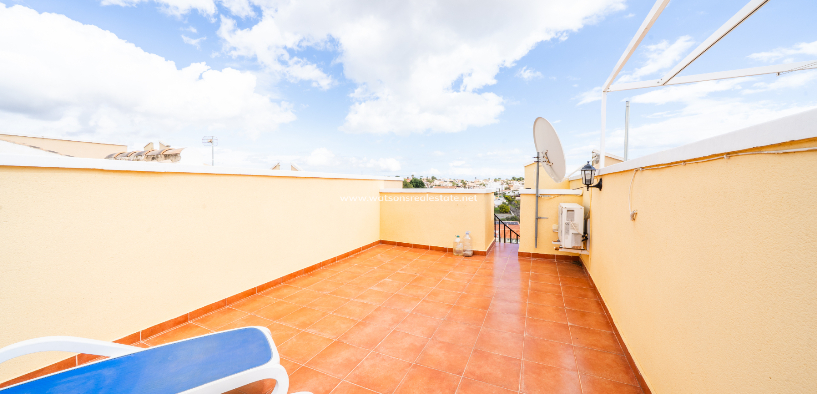 Resale - Reihenhaus - Urb. La Marina