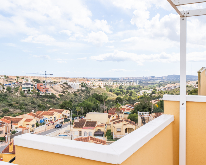 Resale - Reihenhaus - Urb. La Marina