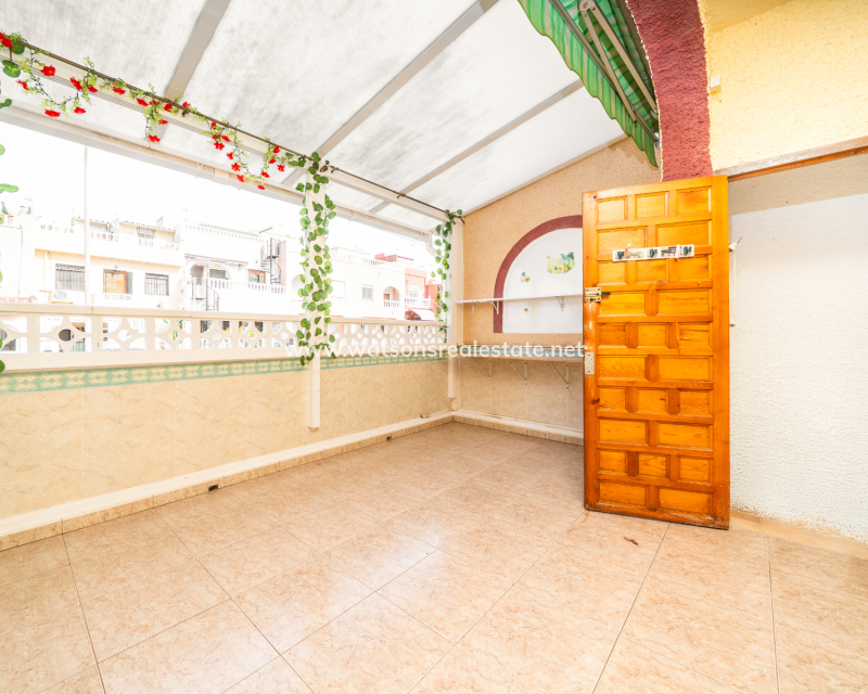 Resale - Reihenhaus - Urb. La Marina