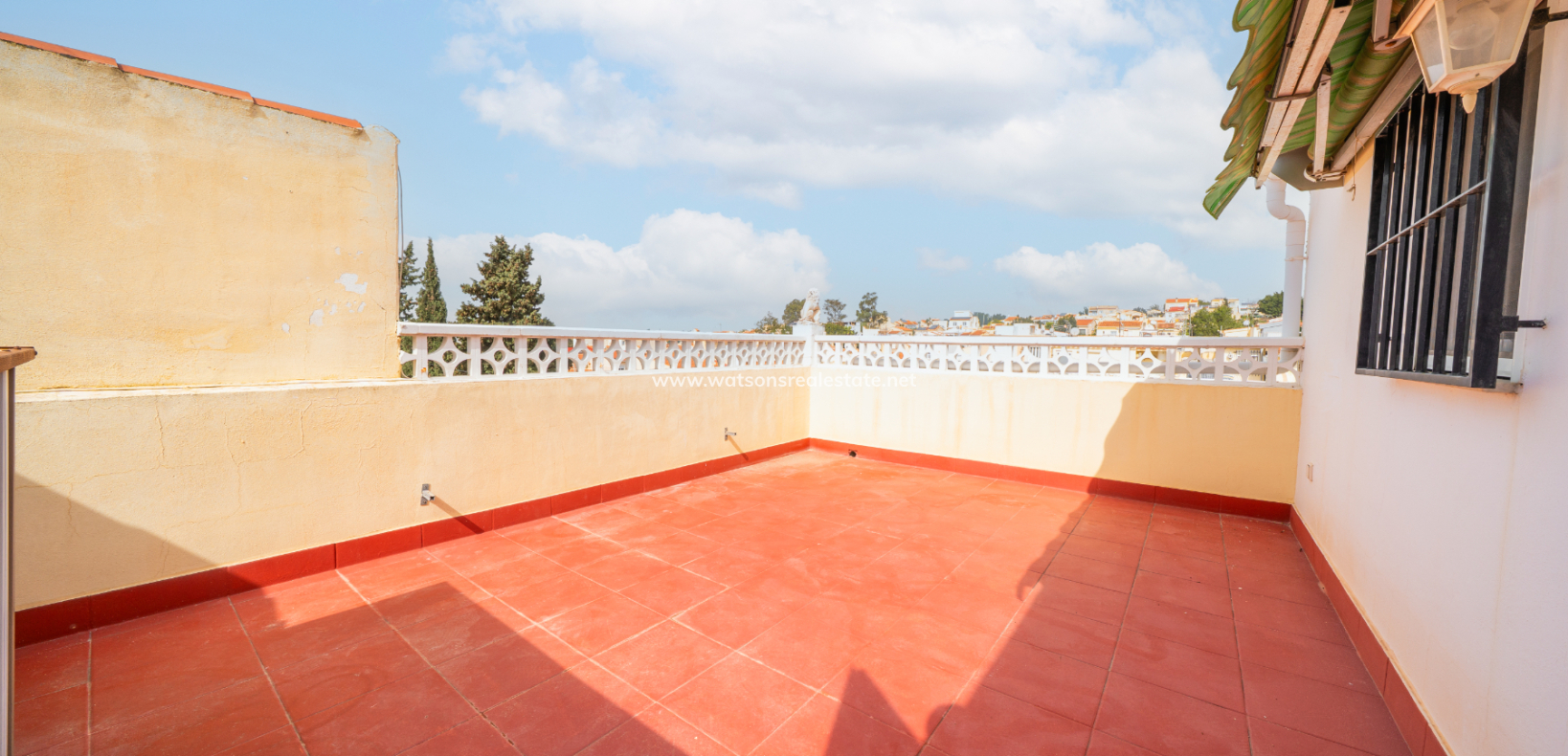 Resale - Reihenhaus - Urb. La Marina