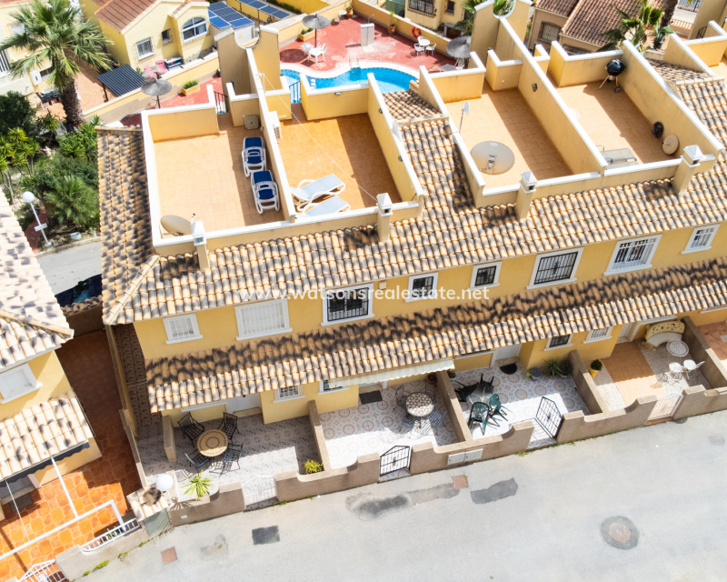 Resale - Reihenhaus - Urb. La Marina