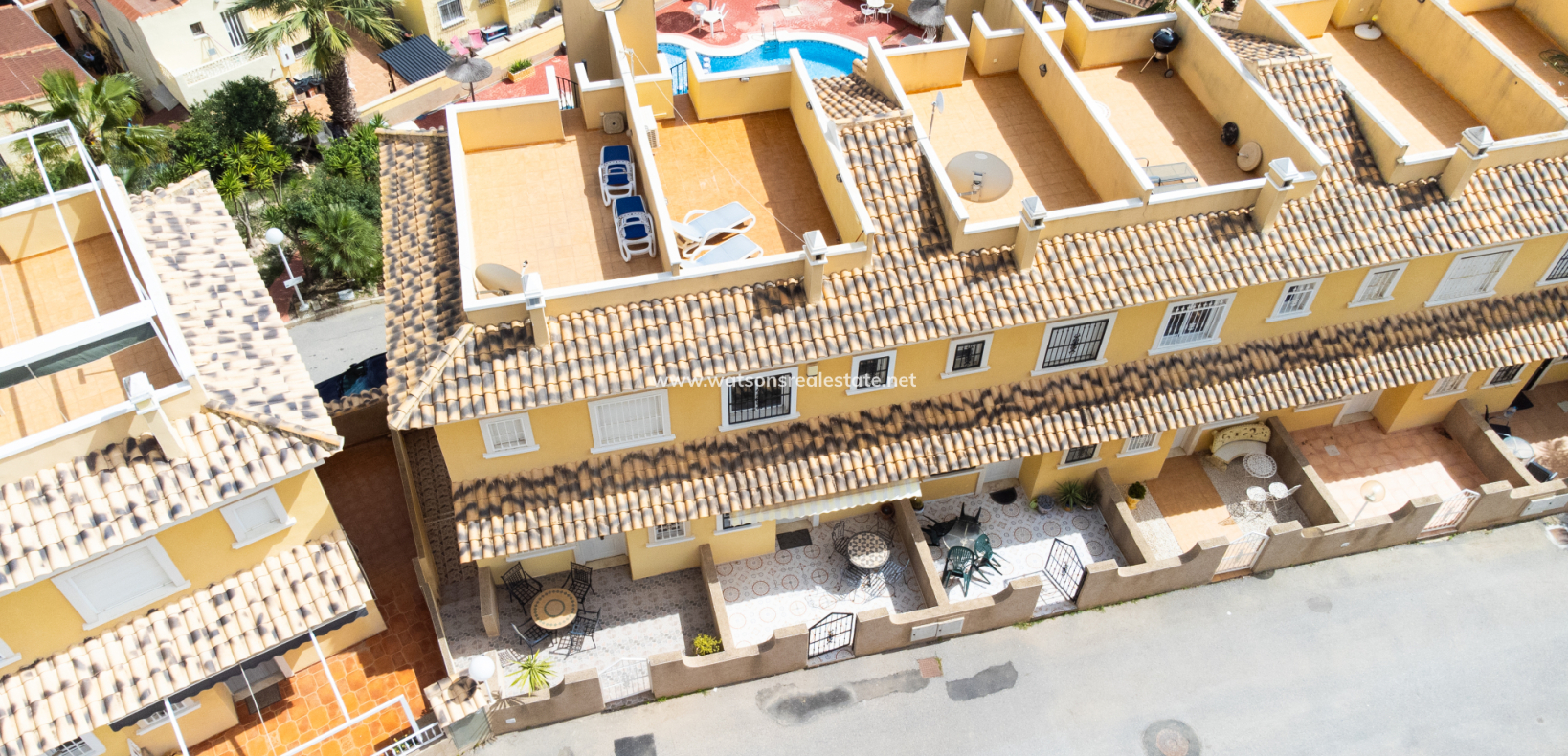 Resale - Reihenhaus - Urb. La Marina