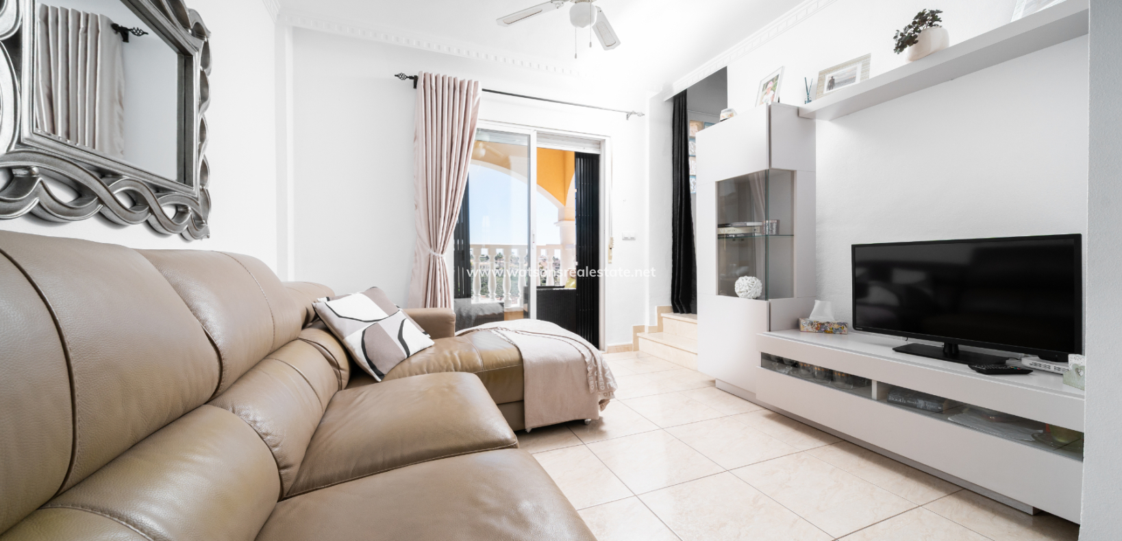 Resale - Reihenhaus - Urb. La Marina