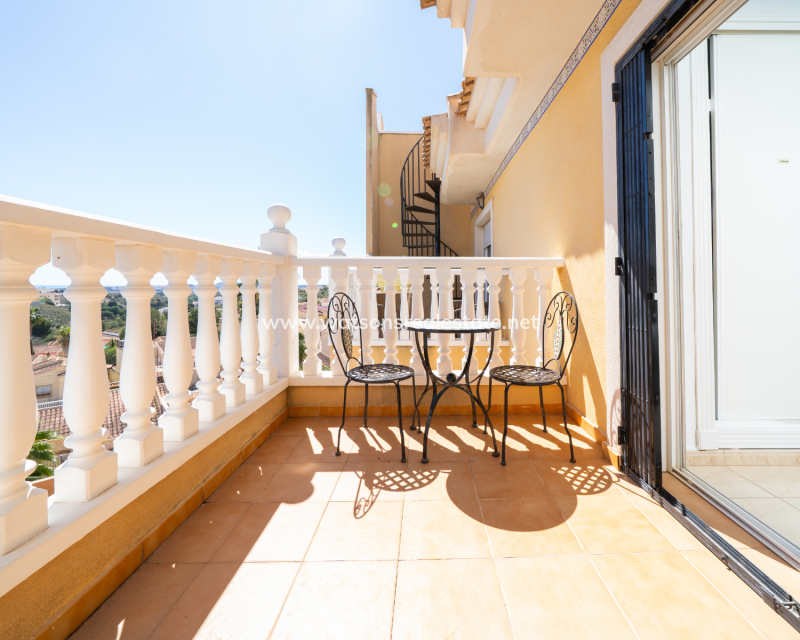 Resale - Reihenhaus - Urb. La Marina