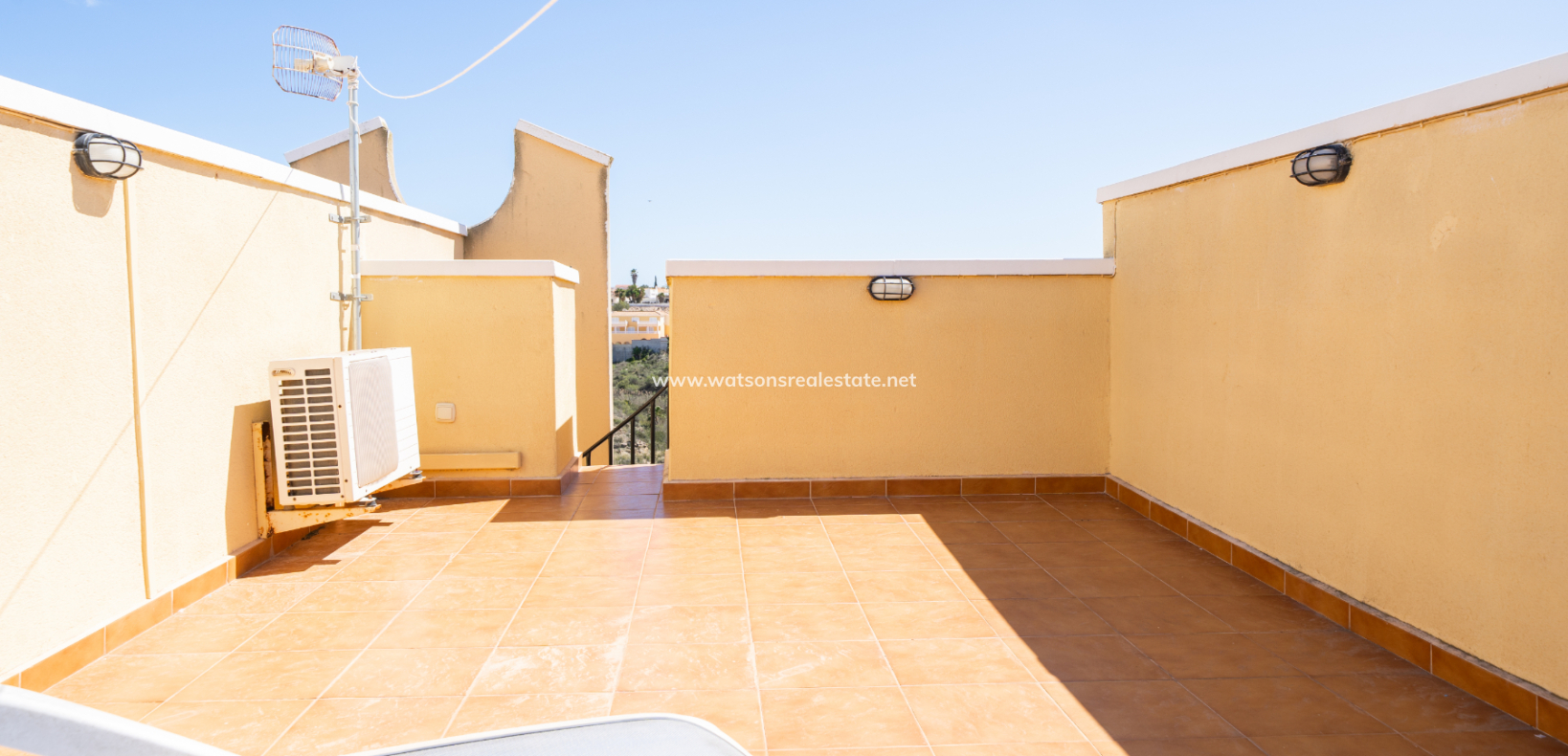 Resale - Reihenhaus - Urb. La Marina