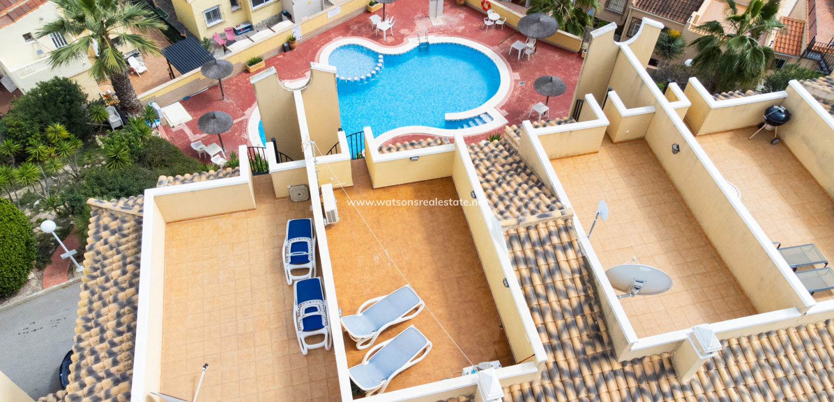 Resale - Reihenhaus - Urb. La Marina