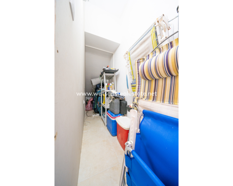 Resale - Reihenhaus - Urb. La Marina