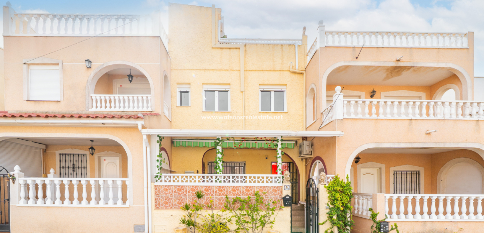 Resale - Reihenhaus - Urb. La Marina