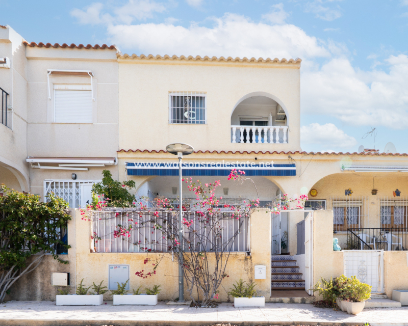 Resale - Reihenhaus - Urb. La Marina