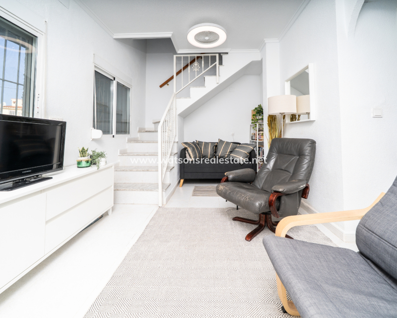 Resale - Reihenhaus - Urb. La Marina