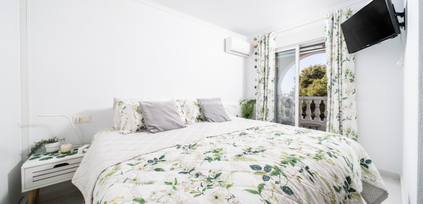 Resale - Reihenhaus - Urb. La Marina