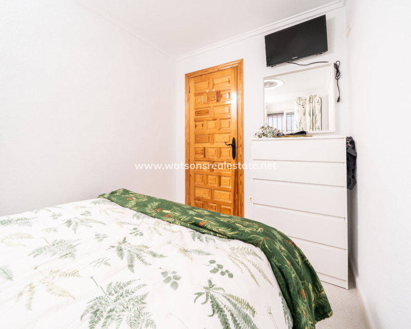 Resale - Reihenhaus - Urb. La Marina