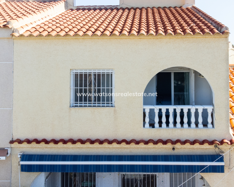 Resale - Reihenhaus - Urb. La Marina