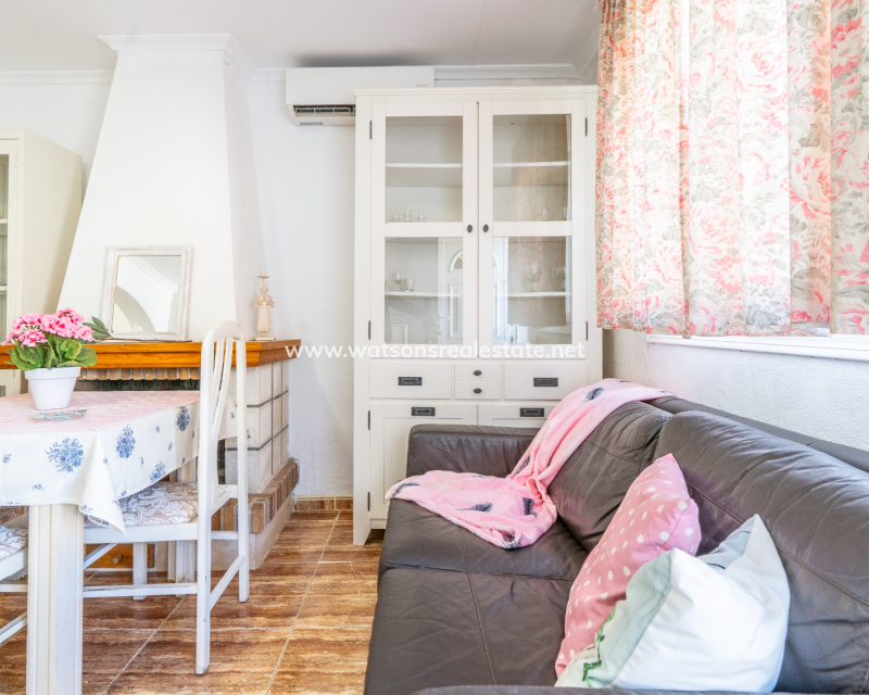 Resale - Reihenhaus - Urb. La Marina