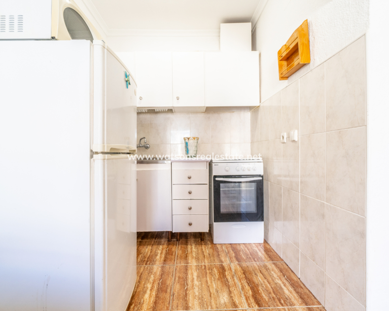 Resale - Reihenhaus - Urb. La Marina