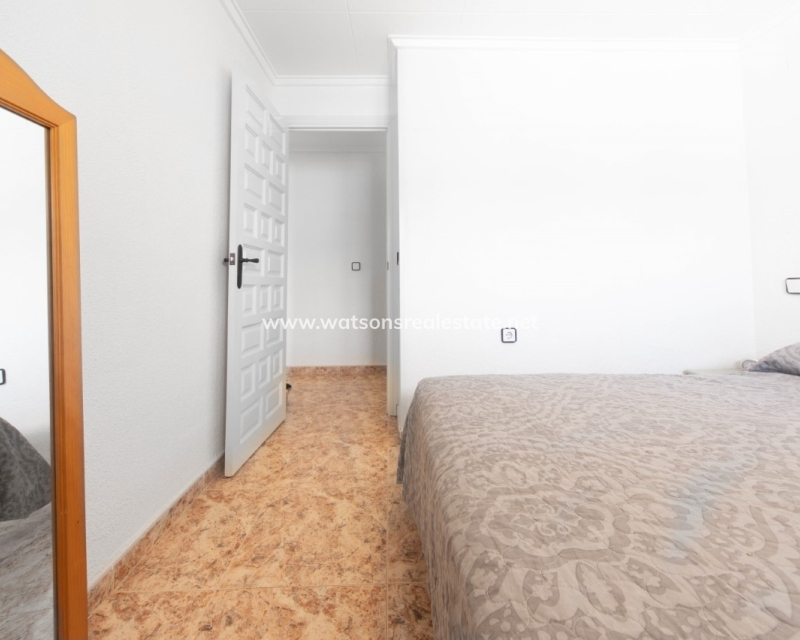 Resale - Reihenhaus - Urb. La Marina