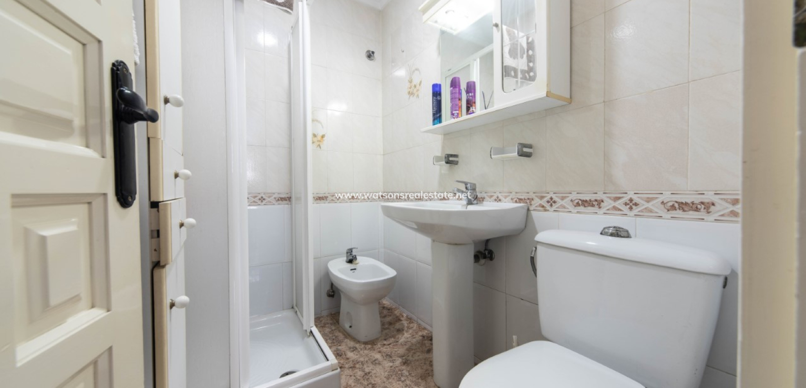 Resale - Reihenhaus - Urb. La Marina