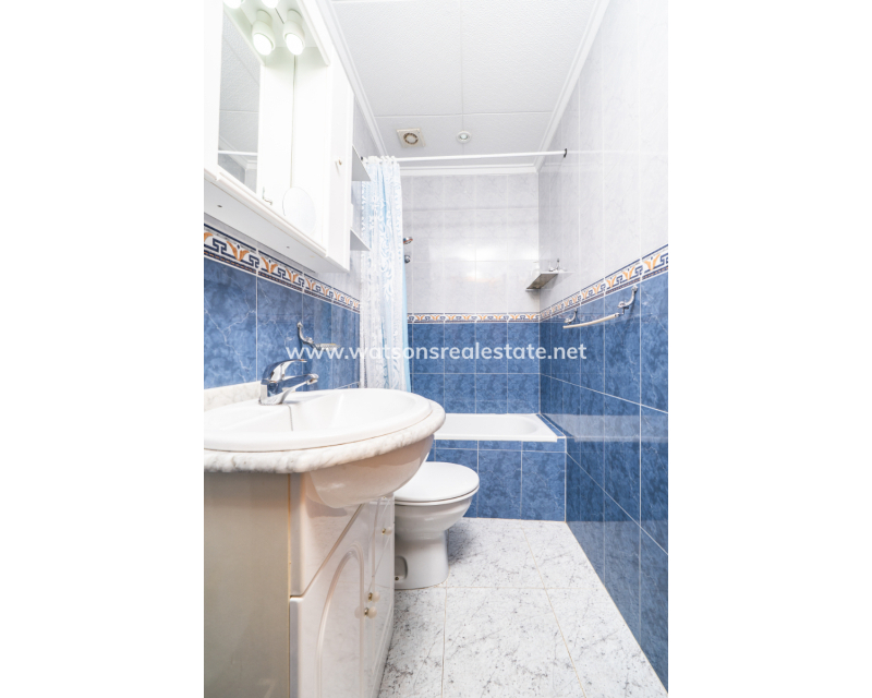 Resale - Reihenhaus - Urb. La Marina