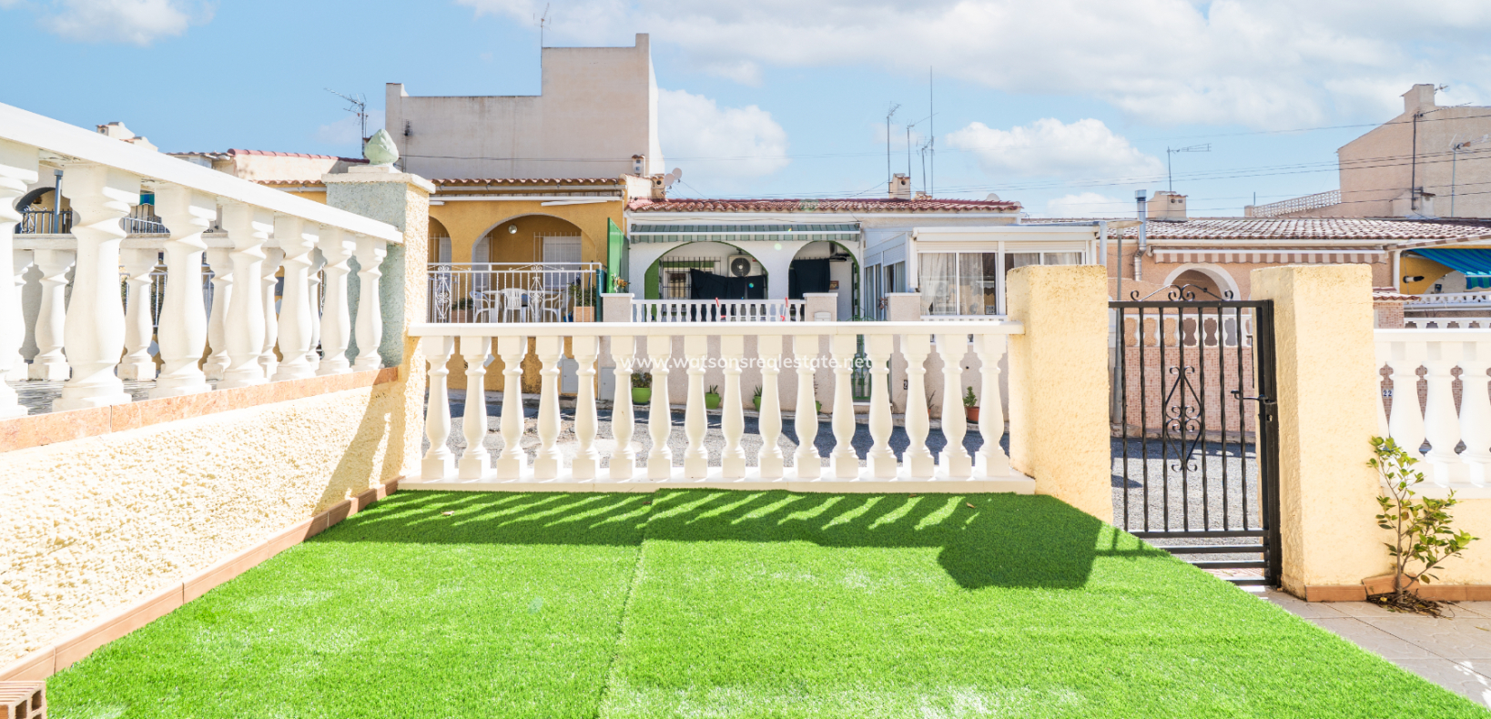 Resale - Reihenhaus - Urb. La Marina