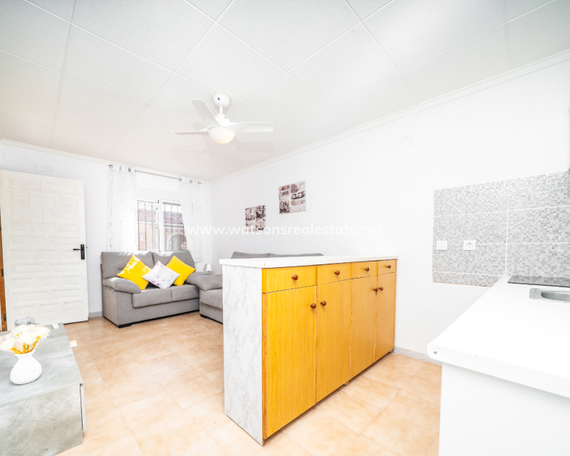 Resale - Reihenhaus - Urb. La Marina