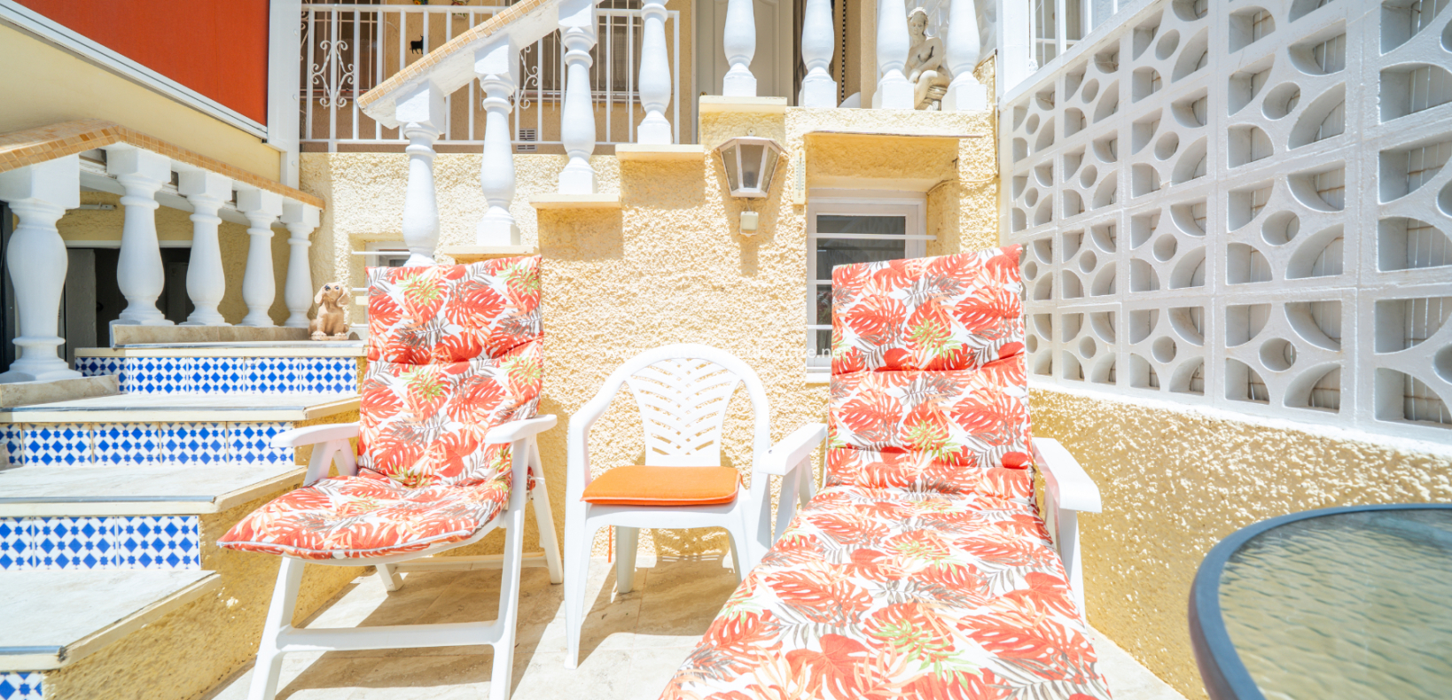 Resale - Reihenhaus - Urb. La Marina