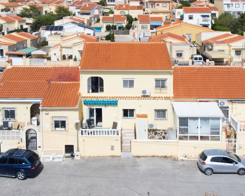 Resale - Reihenhaus - Urb. La Marina