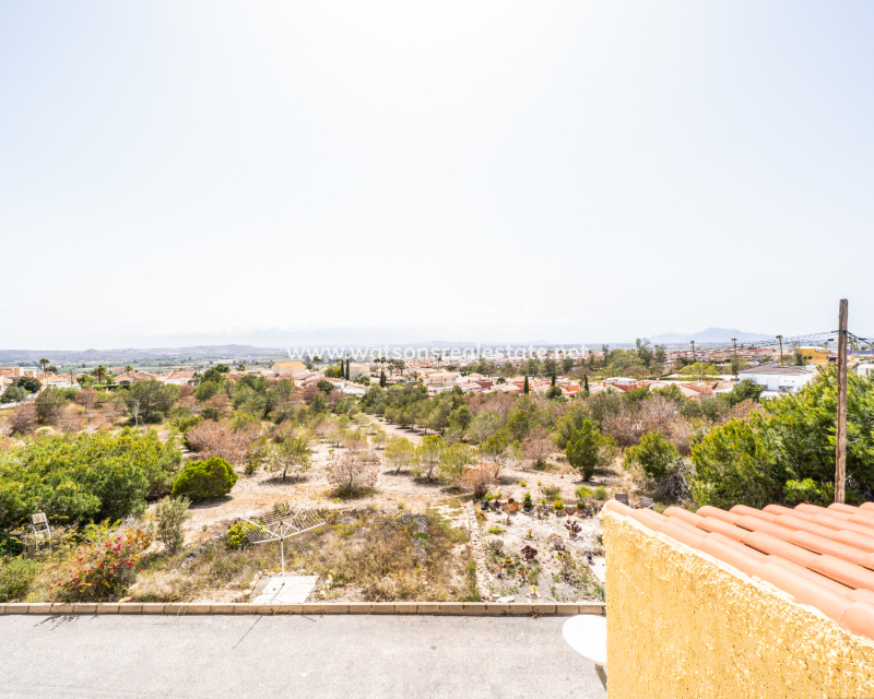 Resale - Reihenhaus - Urb. La Marina