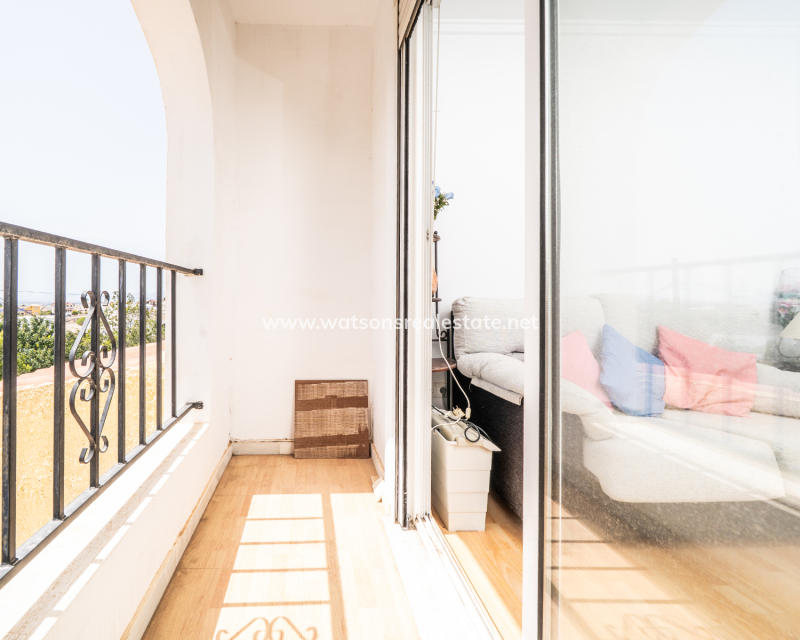 Resale - Reihenhaus - Urb. La Marina