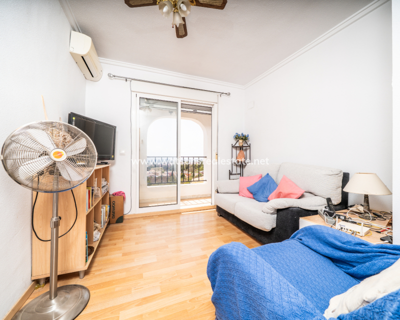 Resale - Reihenhaus - Urb. La Marina